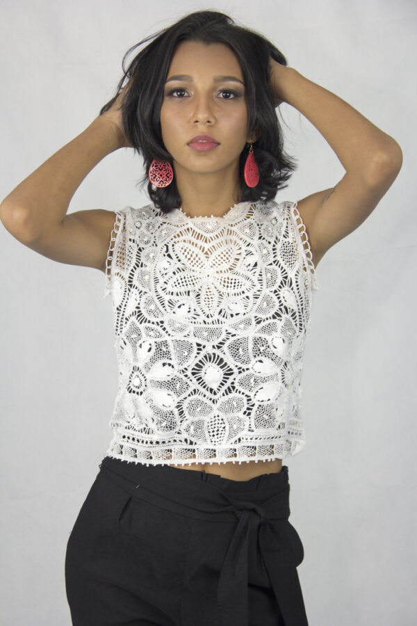 Blusinha em Renda