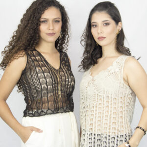 Blusa sem mangas em renda renascença Preta